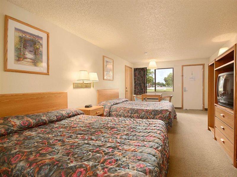 Days Inn By Wyndham Richland Εξωτερικό φωτογραφία